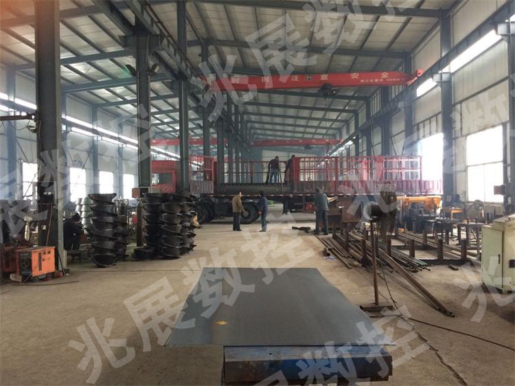 蘇州兆展數控科技有限公司龍門數控等離子火焰切割機
